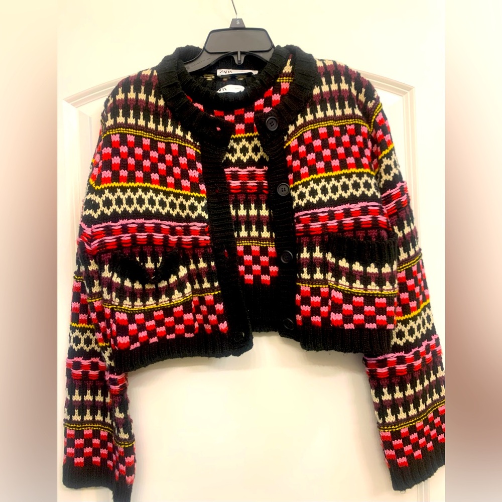 Zara sweater set. Cropped size small. Great condition!